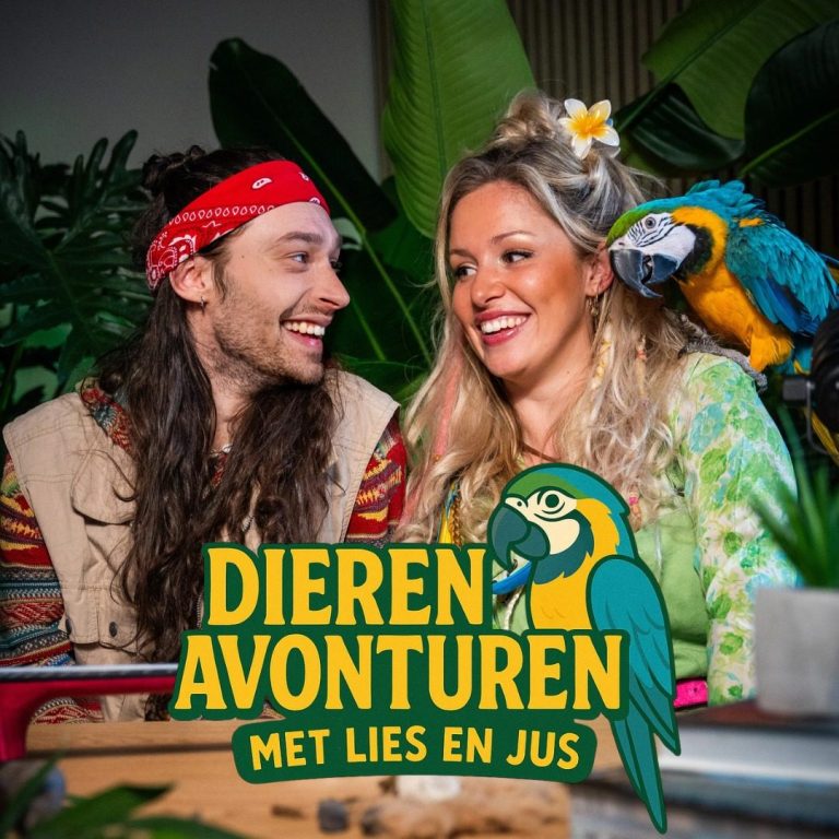 Lies & Jus tijdens hun podcast Dierenavonturen Lies & Jus tijdens hun podcast Dierenavonturen