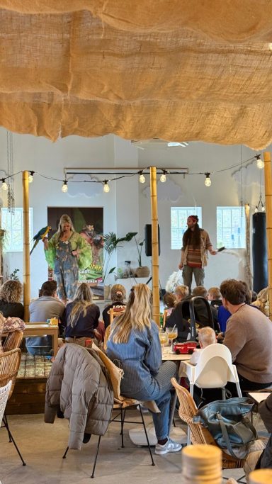 Een educatieve dierenshow voor de gehele familie Een kindershow voor kinderen maar ook de ouders vinden het leerzaam